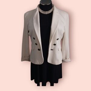 Chic White Women's Blazer
